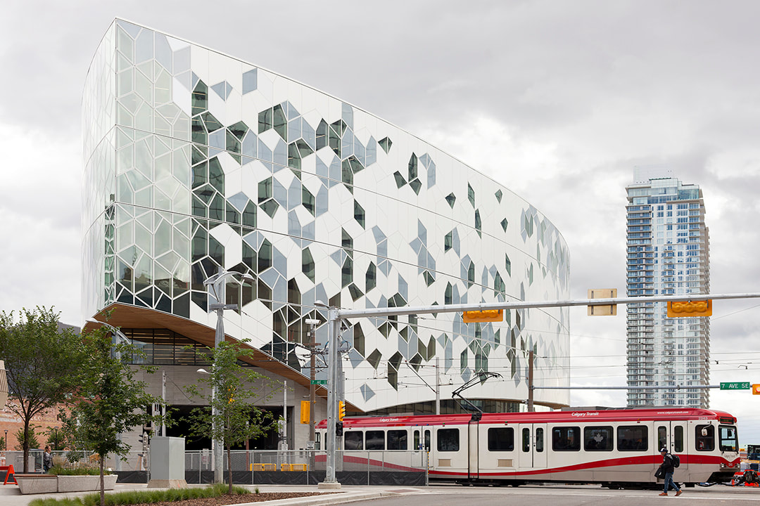 central library in calgary alberta by norwegian architects snohetta, krista jahnke photography