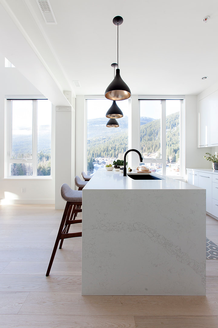 open plan kitchen design at indigo house in whistler by stark architecture, krista jahnke photography